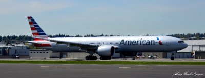 N719AN, American Boeing 777, KBFI, Seattle  