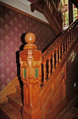 Newel Post