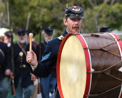 When Johnny Comes Marching Home By: Don
