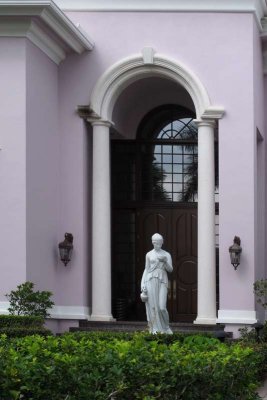 Statuary at a Marco Home (271)