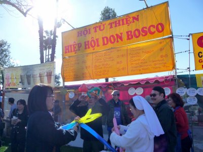 Gay Quy tai Hoi Cho Tet-2013.JPG