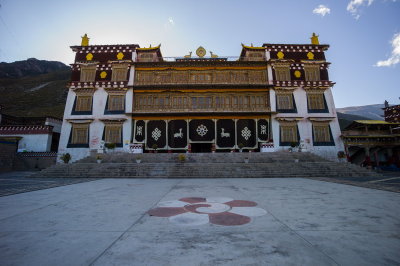 甘丹桑披嶺寺