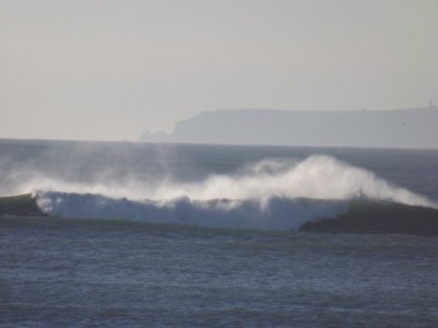 surfing pic saunton 23 rouge wave 300 meters out close.jpg