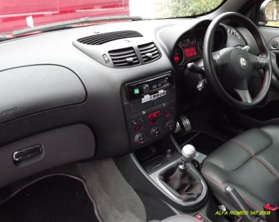 Alfa Romeo 147 Radio 2 upgrade mobile radio fitter.jpg