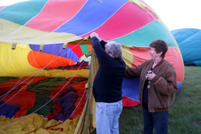 Ballon Ride 04-12-13-013.JPG
