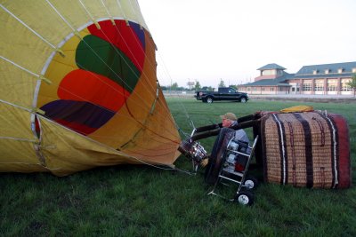 Ballon Ride 04-12-13-030.JPG