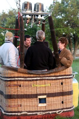 Ballon Ride 04-12-13-042.JPG