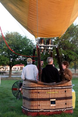 Ballon Ride 04-12-13-044.JPG