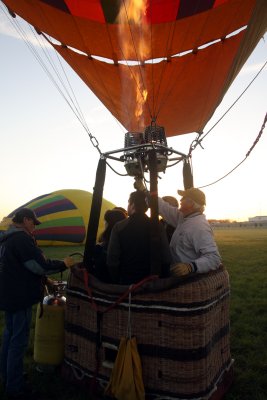 Ballon Ride 04-12-13-045.JPG