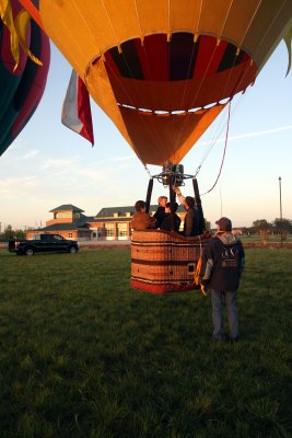 Ballon Ride 04-12-13-057.JPG