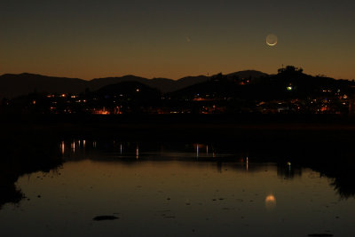 The Moon and a passing visitor, Comet PanSTARRS