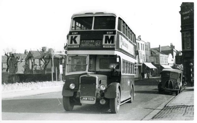 High St. Bus