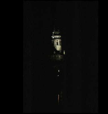 Cesky Krumlov castle at night