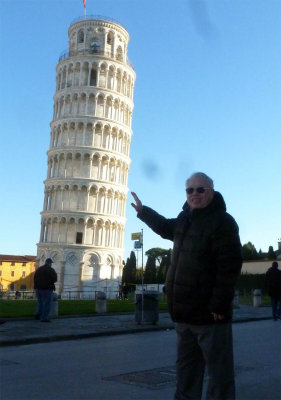 I am Holding Up the Tower of Pisa
