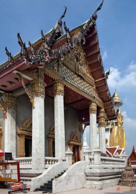 Wat Intarawiharn วัดอินทรวิหาร