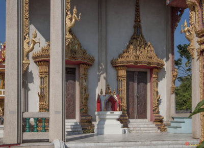 Wat Thewasunthon Ubosot Entrance (DTHB1418)