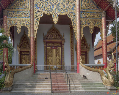 Wat Chai Sri Phoom Phra Wiharn Entrance  (DTHCM0175)