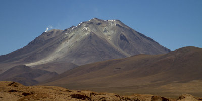 Fumerolles du Volcan. Altiplano
