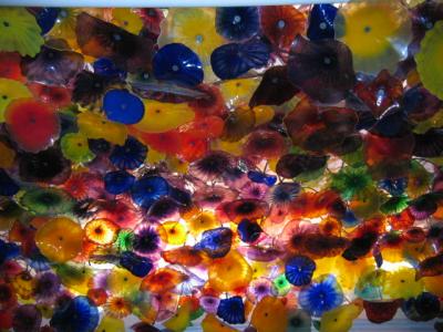 glass sculpture/Bellagio ceiling