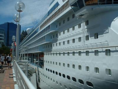 Cruise ship-Vancouver