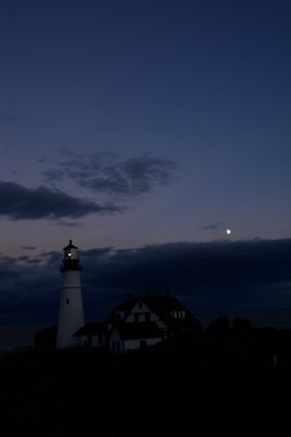 DSC00094.jpg PORTLAND HEAD LIGHT ... donald verger... see this series mostly from one night