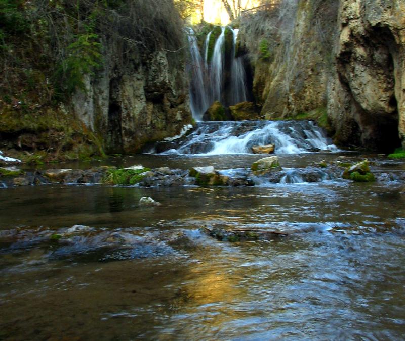 Roughlock Falls