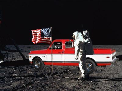 Truck on the Moon 2