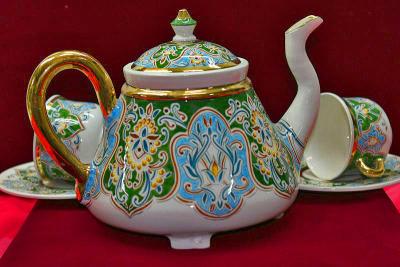 Algerie,beautifully hand painted tea pot.