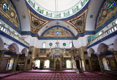 Mosque of Jezzar Pasha . .