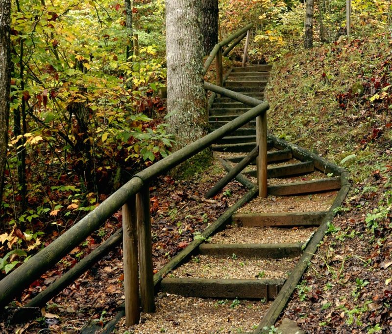 Mountainside stairway.jpg