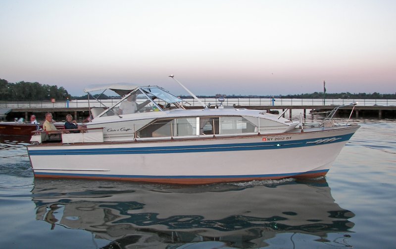 CHRIS CRAFT