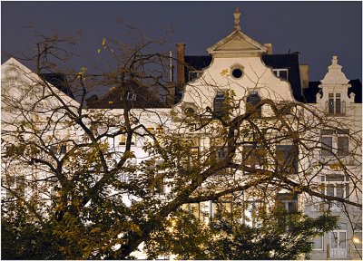 Rue de la Madeleine by night