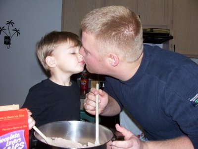 Baking w Dad (12).JPG