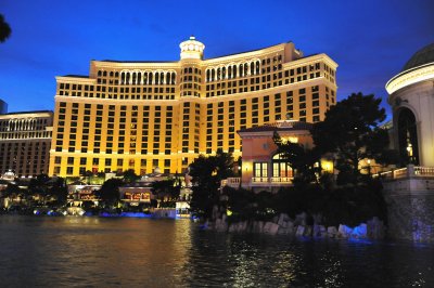 20_Bellagio at twilight.jpg