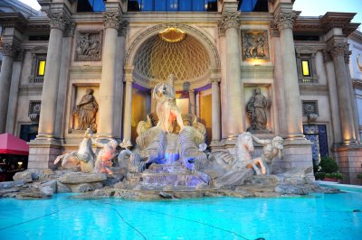 25_Caesars Palace_Trevi.jpg