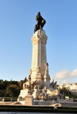 12_Statue of Marques de Pombal.jpg