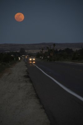 Anza-Borrego full moon 031009.JPG