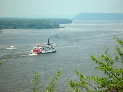 The Delta Queen going up-river at Alton
