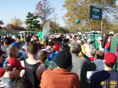 Waiting with the 3:30 pace group for the start