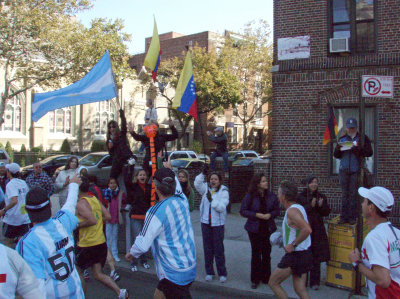 Spectators along 4th Avenue