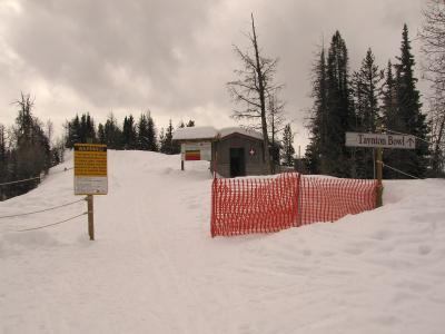 entrance to, you guessed it... Taynton Bowl