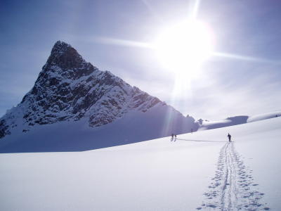 Skiers and Littlematterhorn