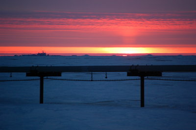 Sunrise and feeder pipeline