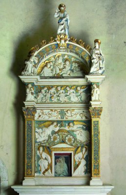 Santa Maria del Soccorso (sec. XV-XVI). Particolari dell’altare maggiore