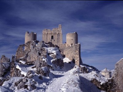 Castello di Rocca Calascio (AQ). E’ il castello più elevato d'Italia