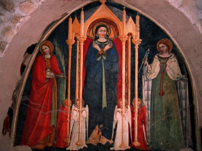 Basilica di Santa Maria di Collemaggio, L’Aquila. Madonna con le Sante Agnese ed Apollonia (sec XV).