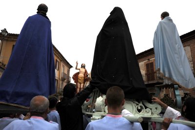 Spoltore: Running Saints in Easter - Santi che corrono a Pasqua