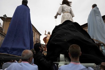 Spoltore: Running Saints in Easter - Santi che corrono a Pasqua