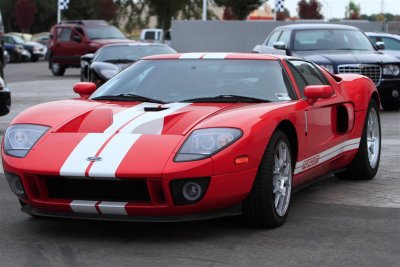 Red Ford GT