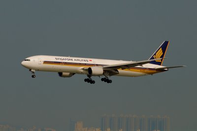 Singapore Airlines Boeing 777-312